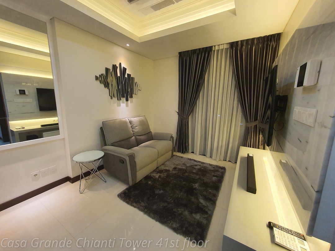 Kota Kasablanka Casa Grande的现代极简主义风格