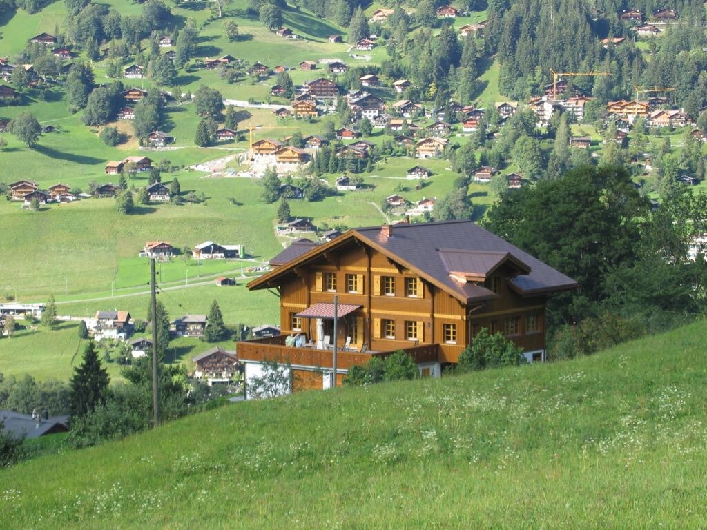 Grindelwald豪华度假木屋，享有充分的隐私