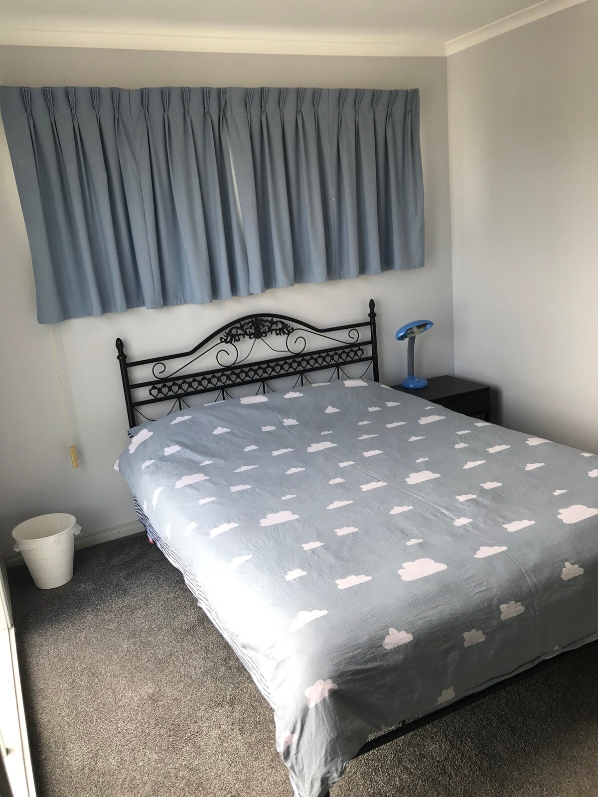 Comfy room near Box Hill Central 博士山中心别墅里的独立大房