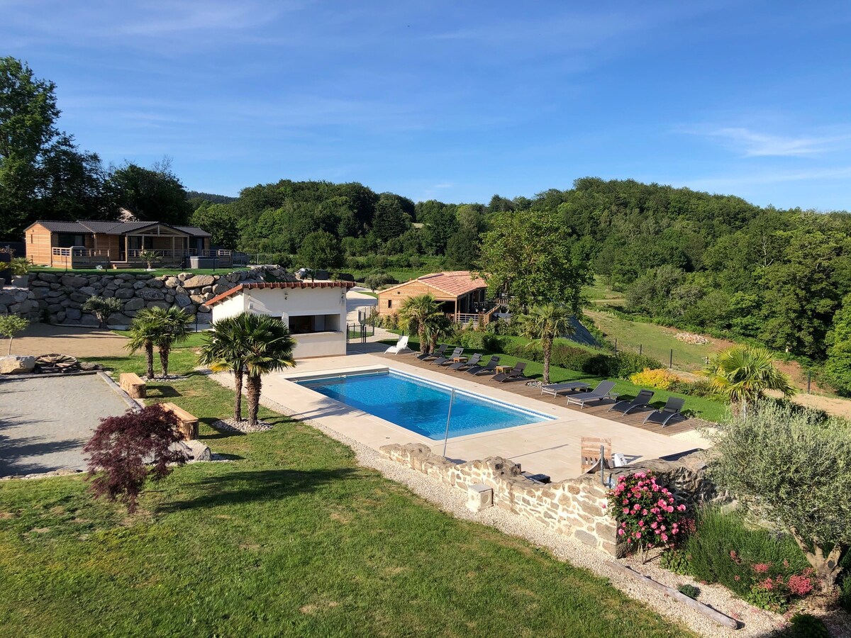 L'Ecrin du Breuil-Chalet Le Rocher Piscine按摩浴缸