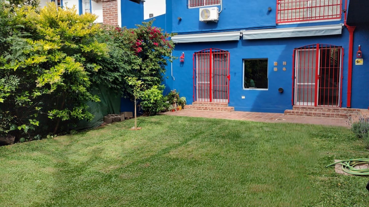 我们的蓝色房子，圣伊西德罗的一个神奇角落