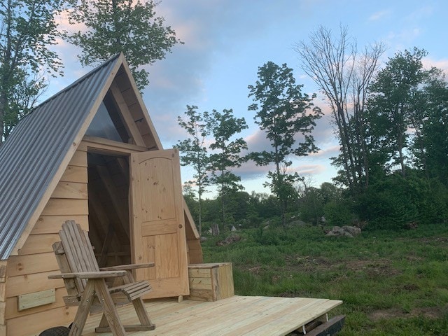 Rocky Boulder View Tiny House