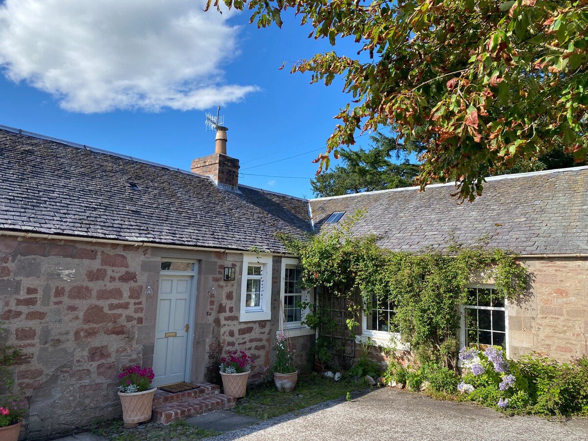 园丁小屋（ Gardeners Cottage ） -珀斯郡（ Perthshire ）的迷人景色