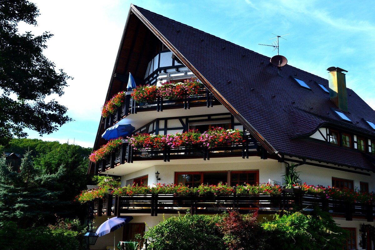 Haus Bachschwalbe, (Sasbachwalden), Ferienwohnung Bachschwalbe, 60qm, 1 Schlafraum, max. 2 Personen