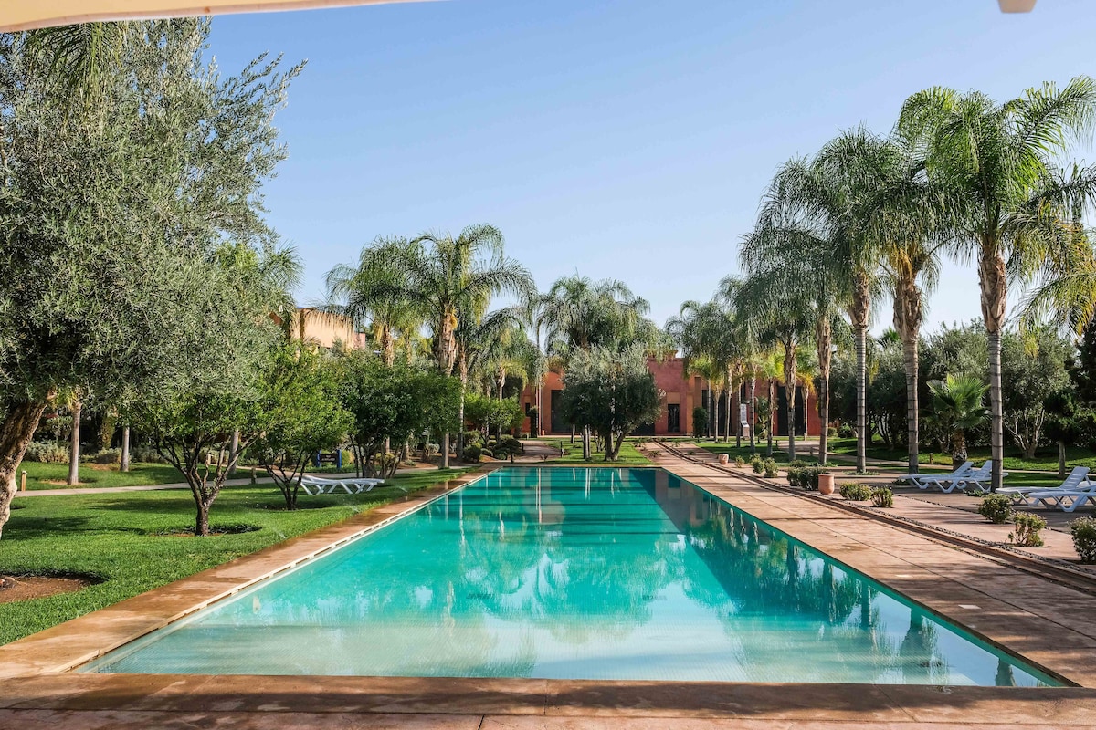 Appart Vizir en rez-de-jardin +piscine pour femmes