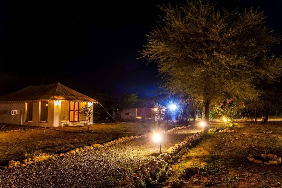 ayu酒店， jawai