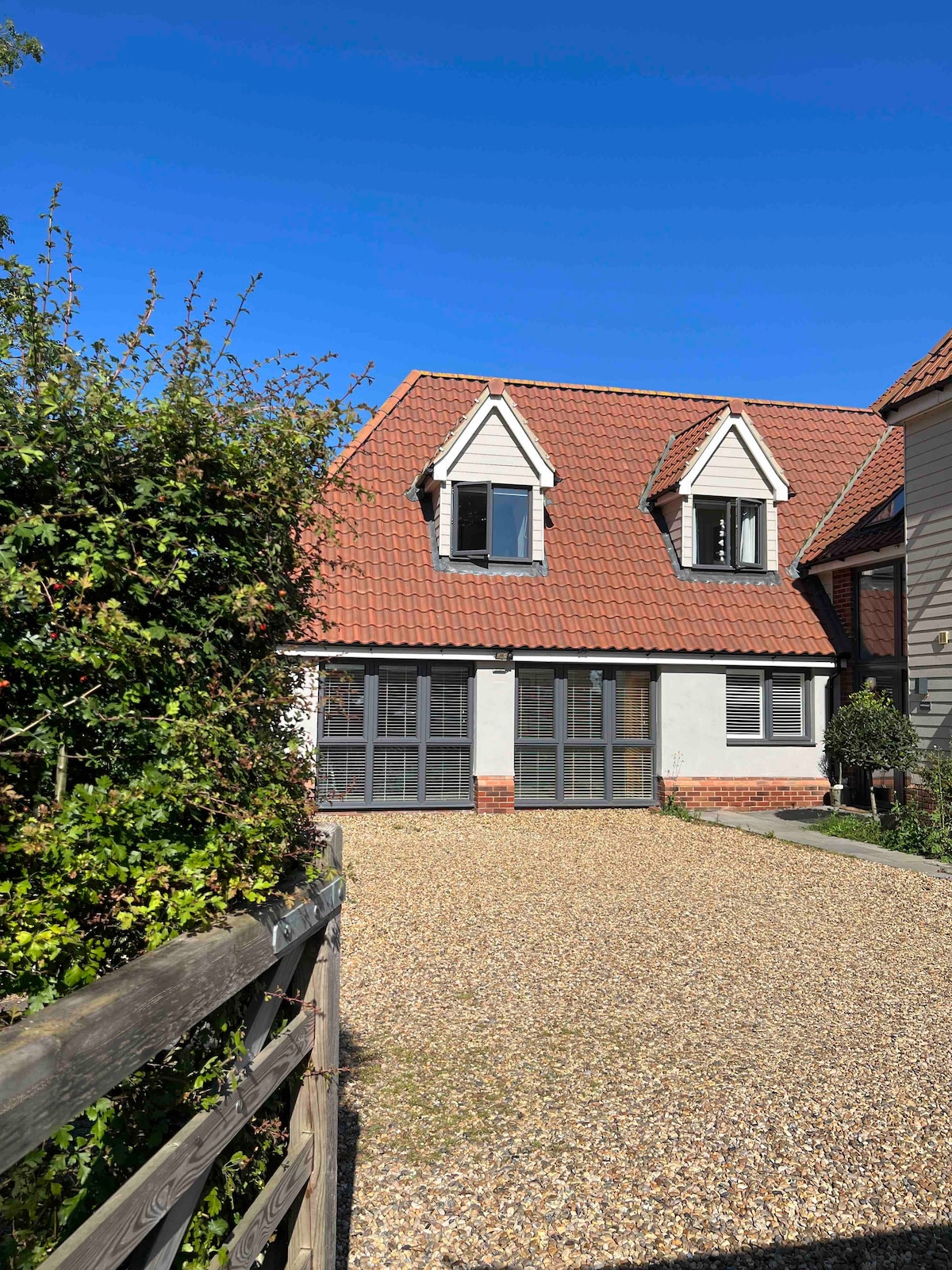 Private annex close to the suffolk coastline