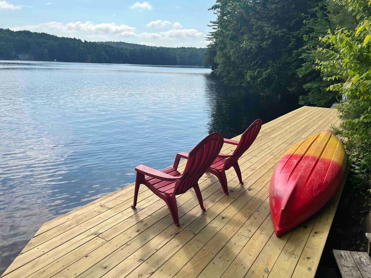 Lakefront cottage- great views, new dock, swimming