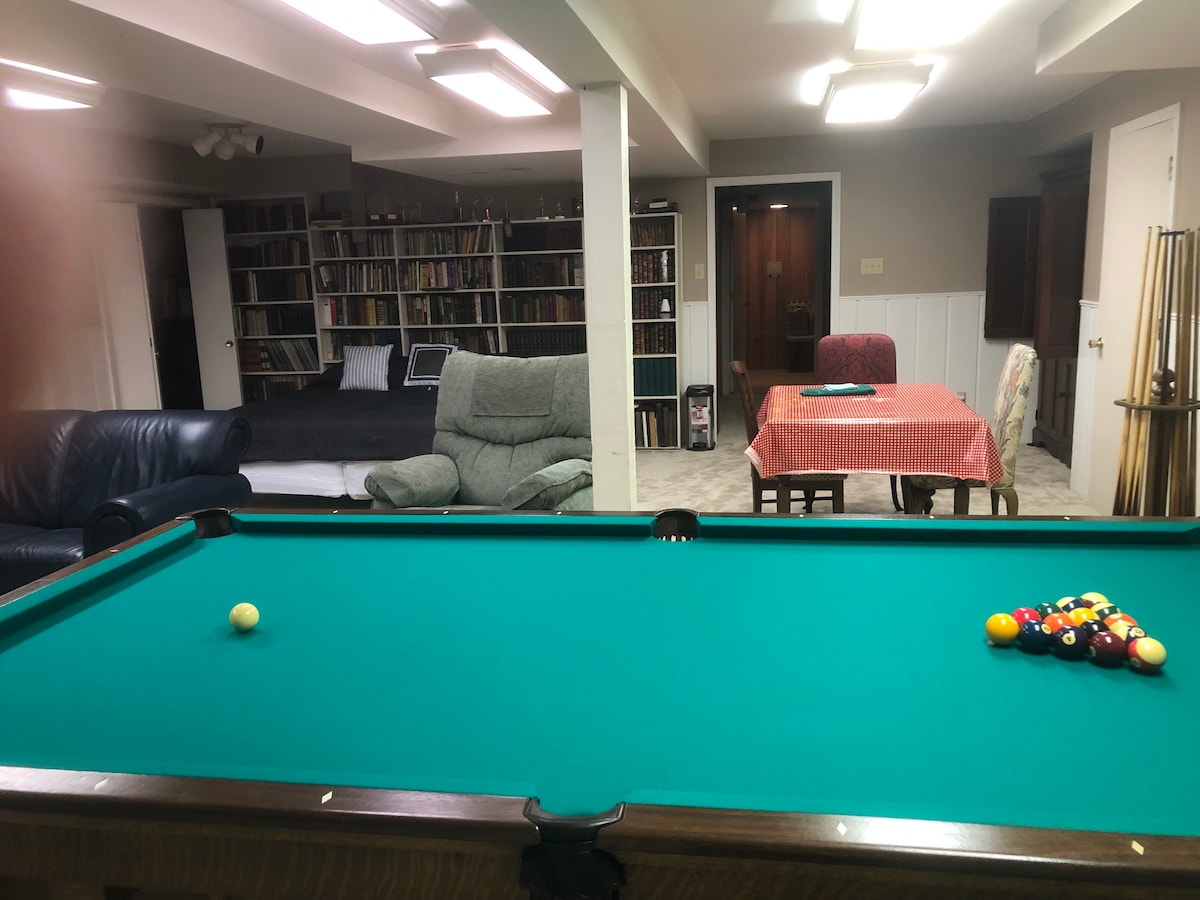 Oakwood Recreation Room