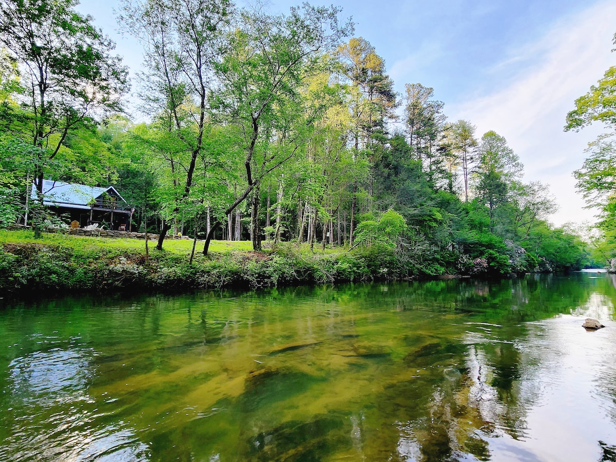 River Cabin/Fire Pit/Private Waterfall