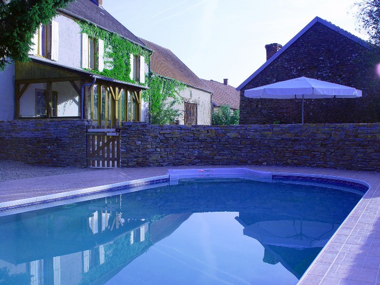 Large home, heated pool, spa, sauna, sleeps 10 -12