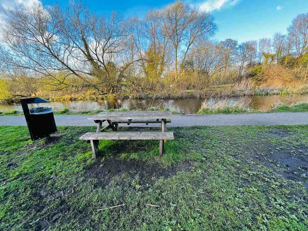 Picturesque Canal Retreat Newport, Shropshire