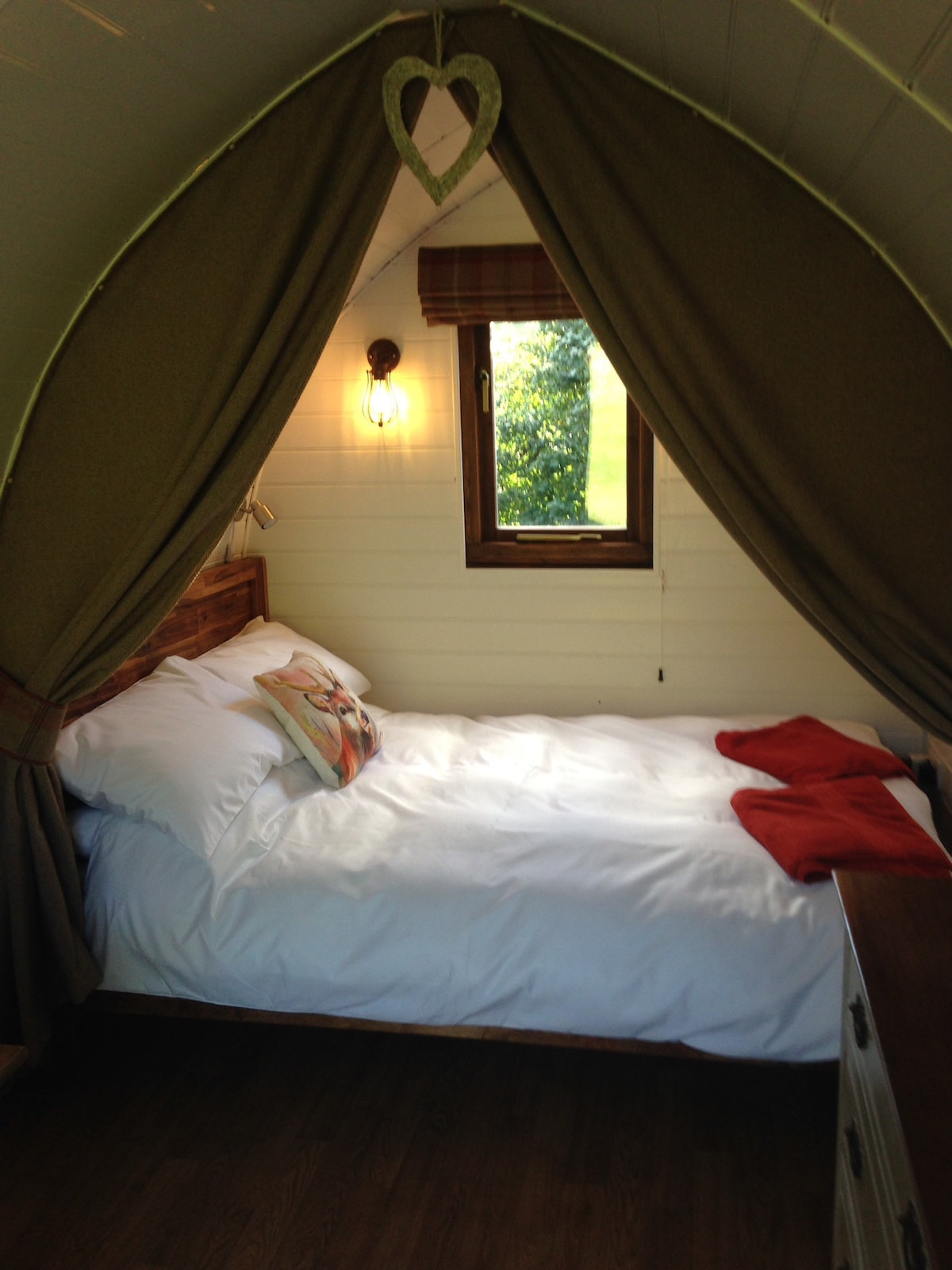 Wharfe Camp-All Season-Glamping Pod A- Adults Only