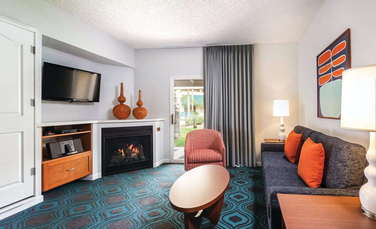 WorldMark Palm Springs One-Bedroom Deluxe Suite