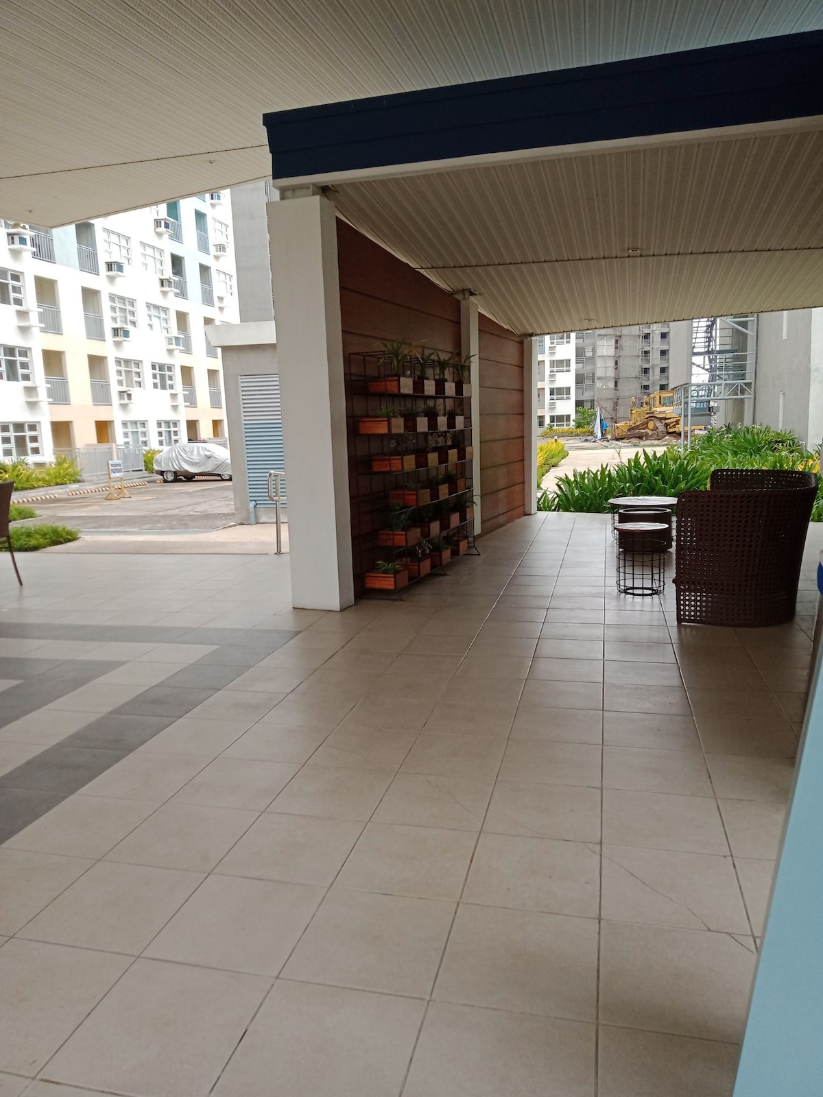 2BR Seawind Condominium for rent