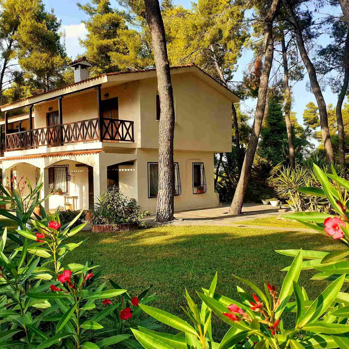 Sani traditional architecture villa