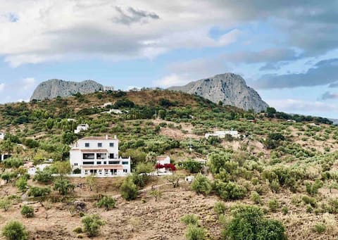 Mountain Cortijo 3 pools sleeps 16