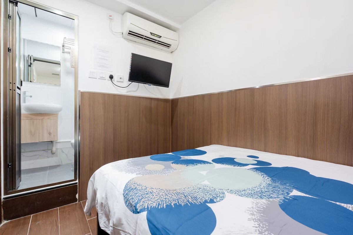 Double Room (Without Windows) in Kowloon [C5]