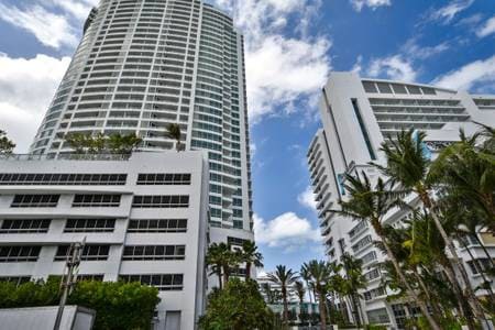 Fontainebleau Beautiful Ocean View Jr Suite