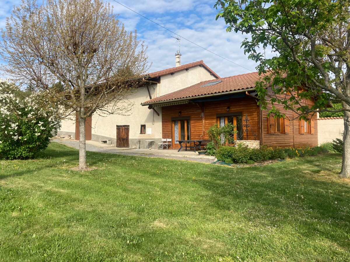 Chalet sur les coteaux