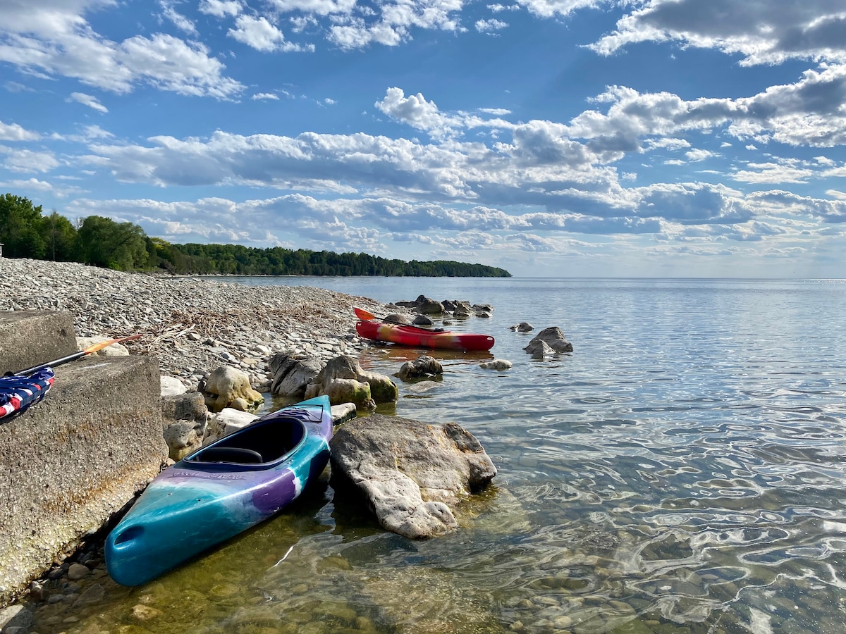 Hansen Shores Door County Waterfront.