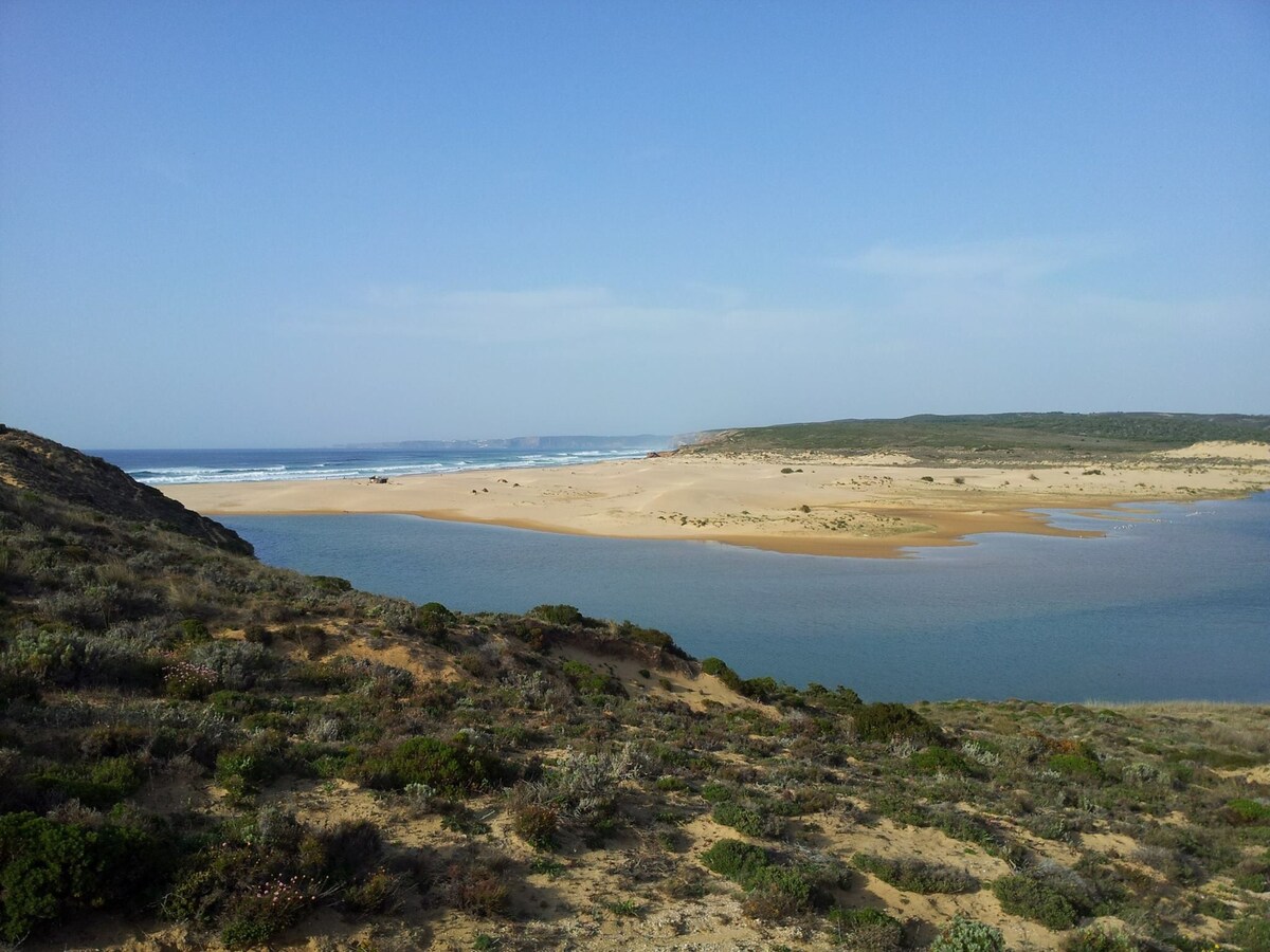 Maria Casa da Praia da Bordeira