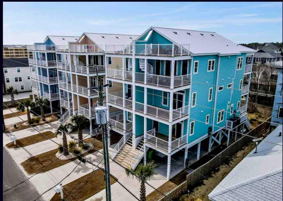 Ocean View, 2 Blocks to Boardwalk, Pool, Elevator