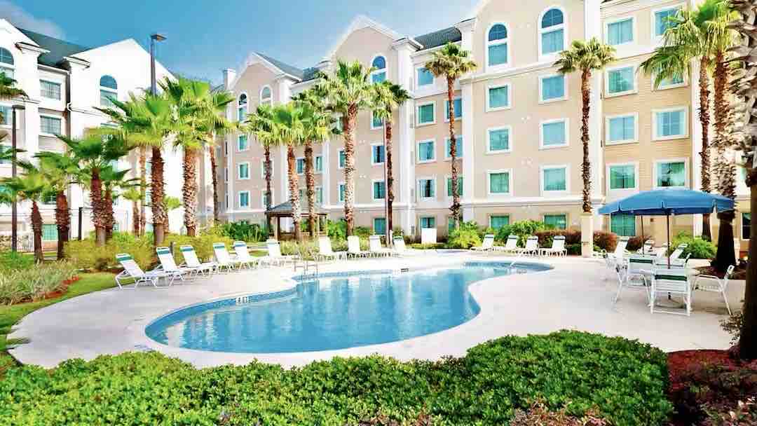 Disney Area Hotel 1 Bedroom 2 Queen Full Kitchen