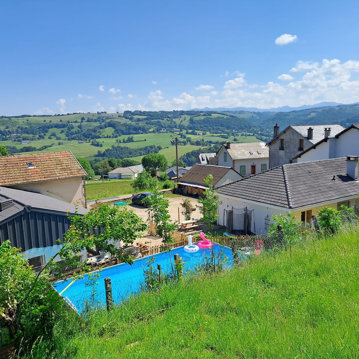 Gîte Puy Mary met prachtig uitzicht op de bergen.