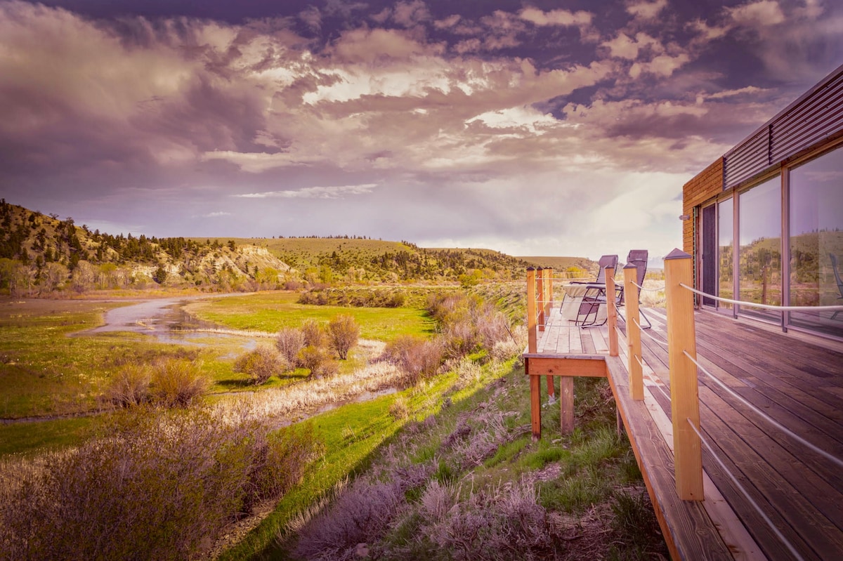 Crazy Mountain Container Casa