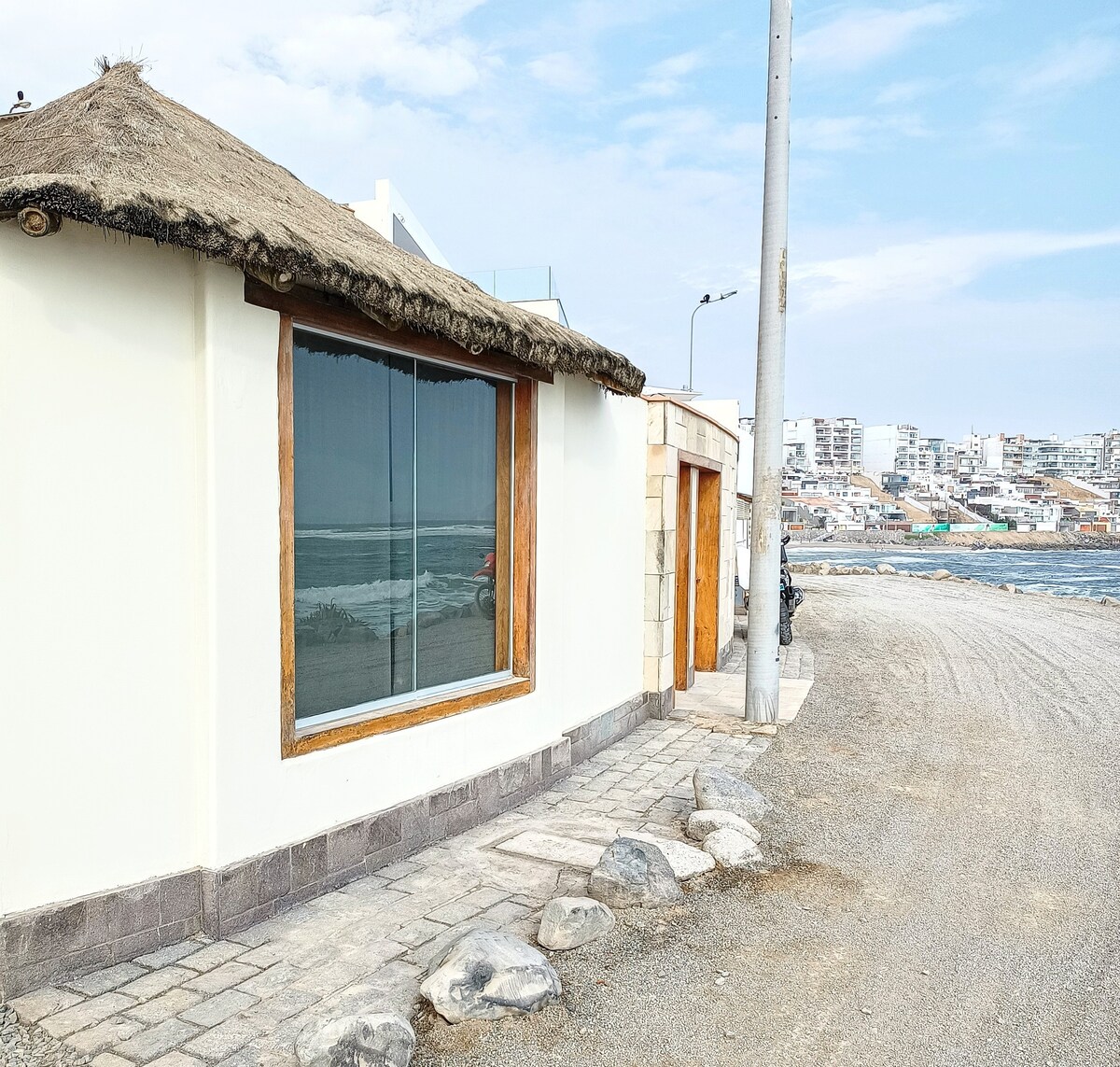 Beach front cozy bungalow