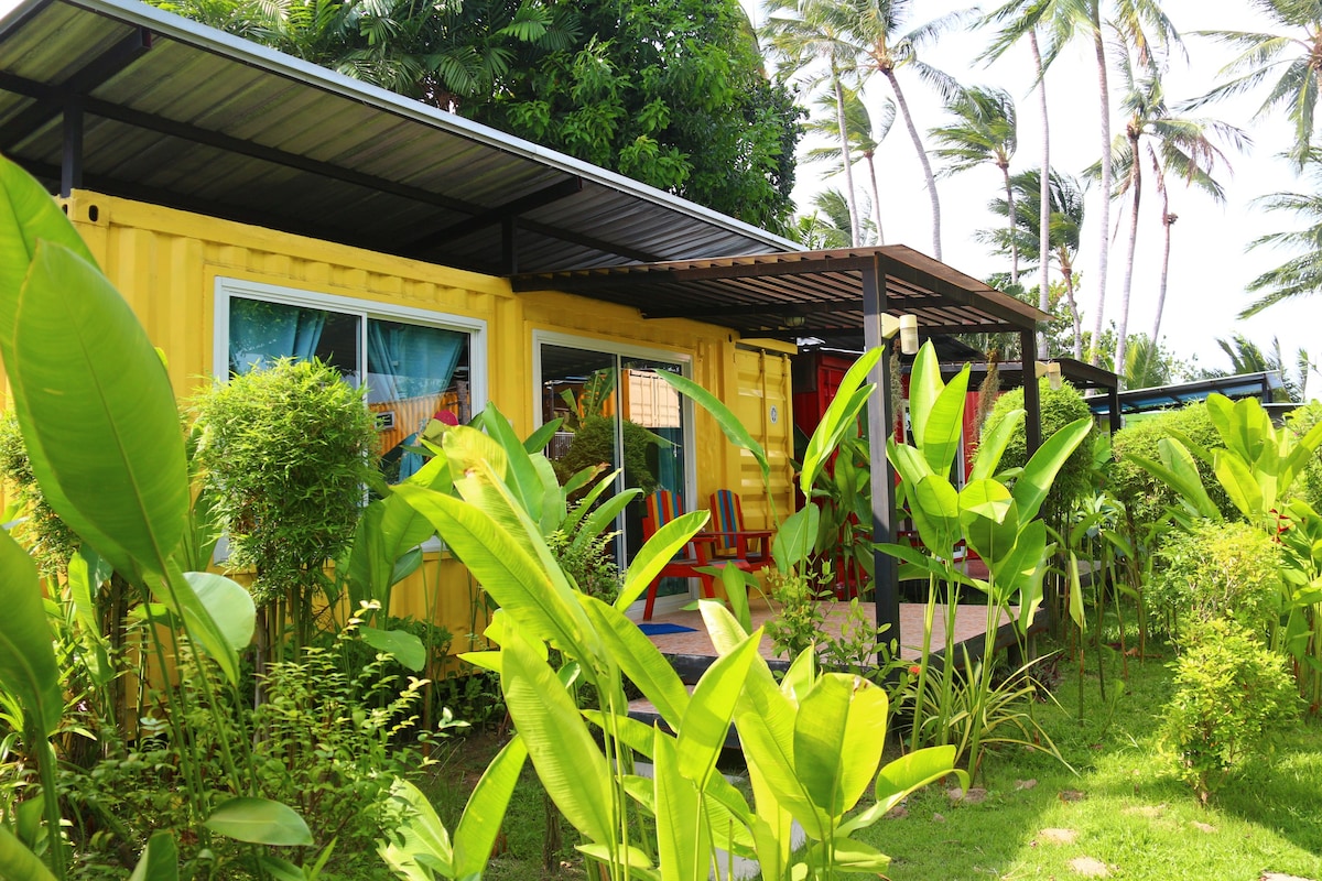THINK & Retro Cafe Lipa Noi - Garden Cottage [Y]