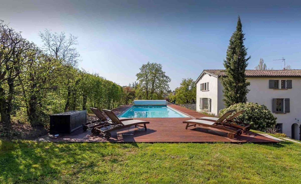 Grande maison de famille avec piscine