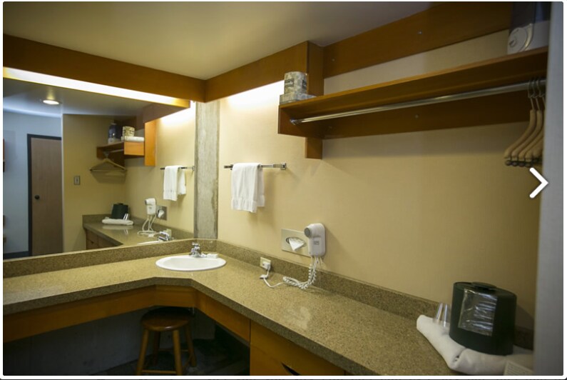 Iron Blosam Lodge, Snowbird, Bedroom B, Unit 424