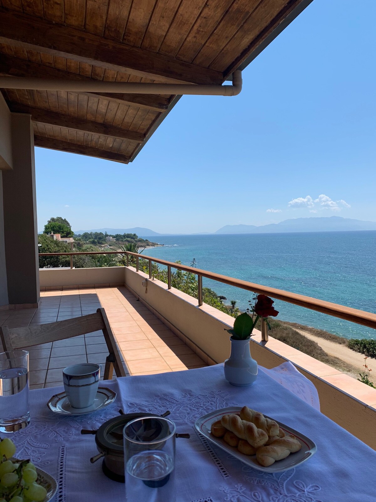 360º suite with endless views to the Ionian Sea