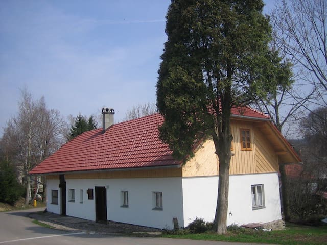 Kameničná的民宿