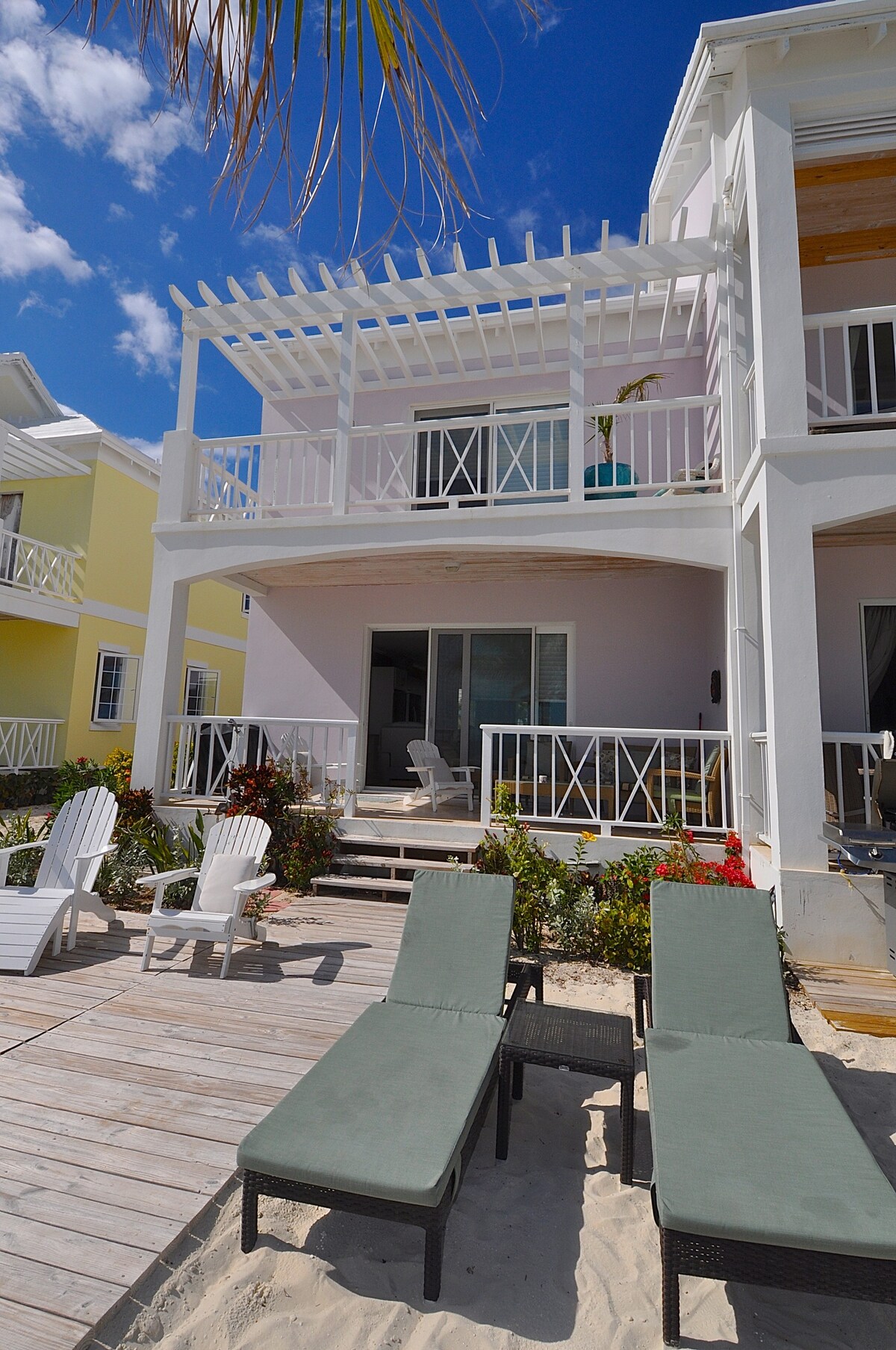 Beachfront Townhome  in secure gated community.