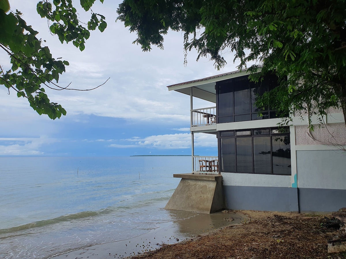 Cozy Beachfront Cabin in Palawan - Panoramic views