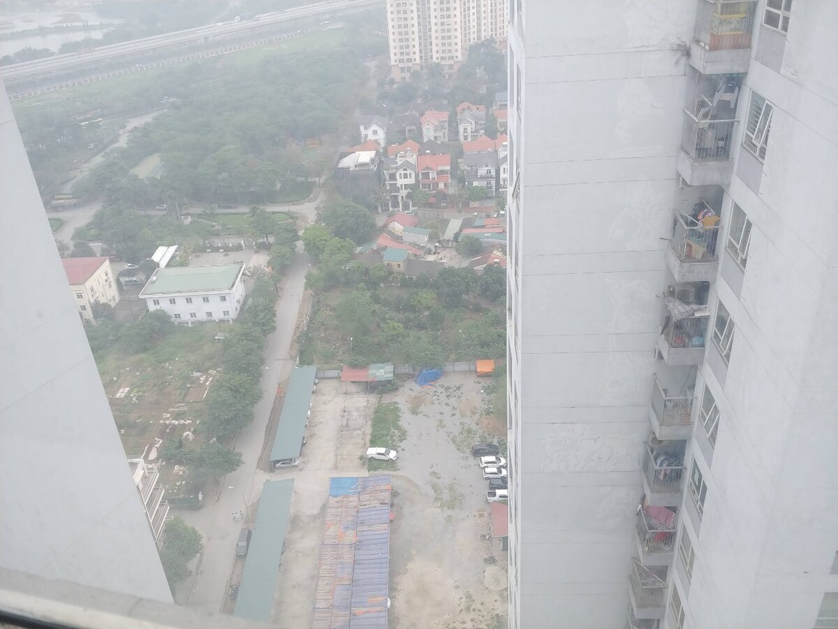 2BR Apartment in near Hoa Binh park near airport