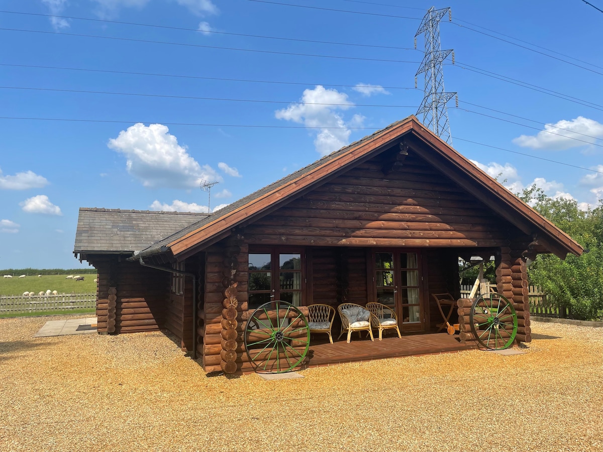 Far Coley Farmhouse with Kilnhurst Lodge木屋