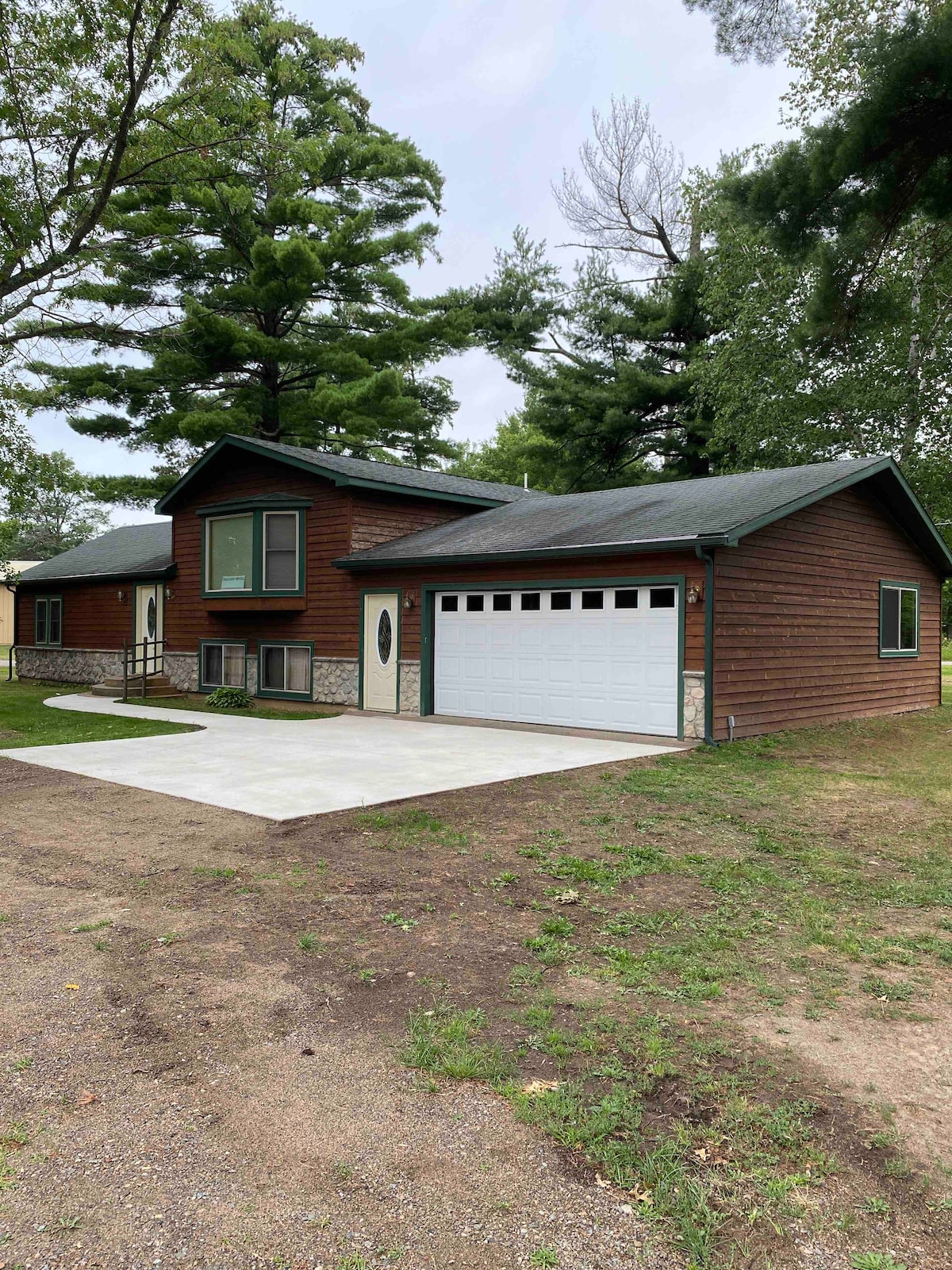 Trailside Rental in Emily