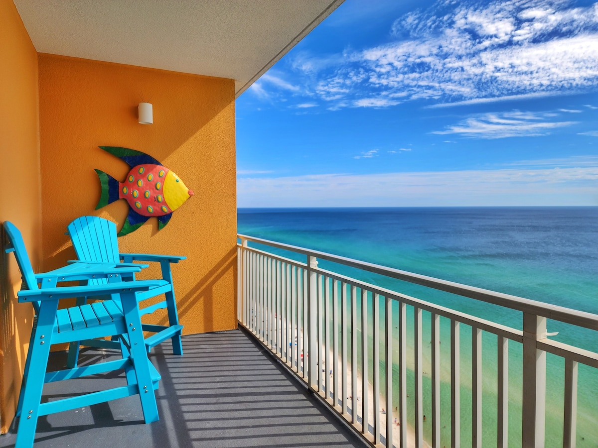 Splash Resort 1705W•Best in PCB•Free Beach Chairs