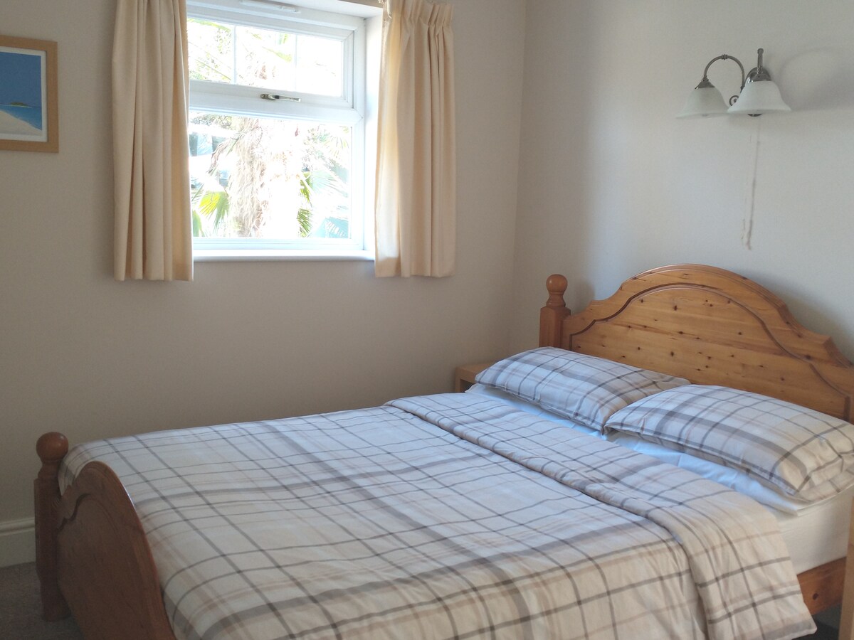 The Bungalow | Holiday Retreat | Dawlish | Devon