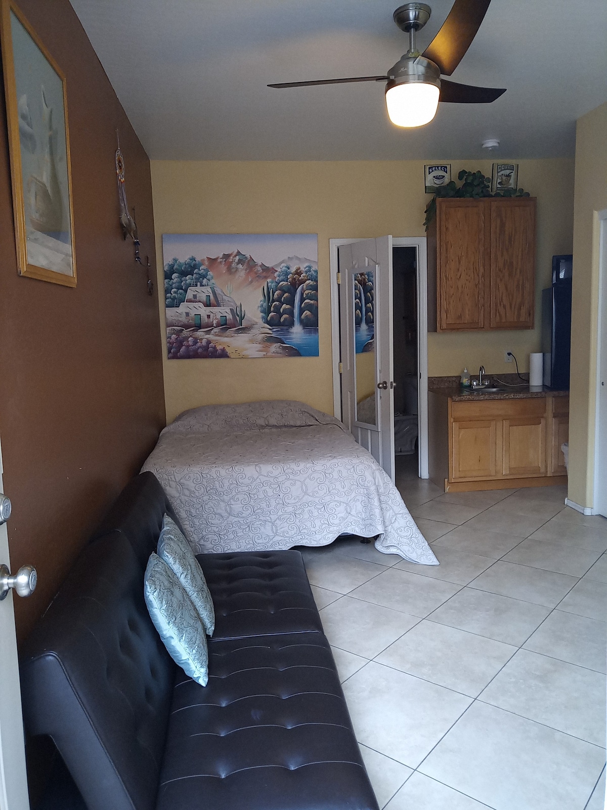 Avondale AZ私人房客单间公寓，无需支付清洁费