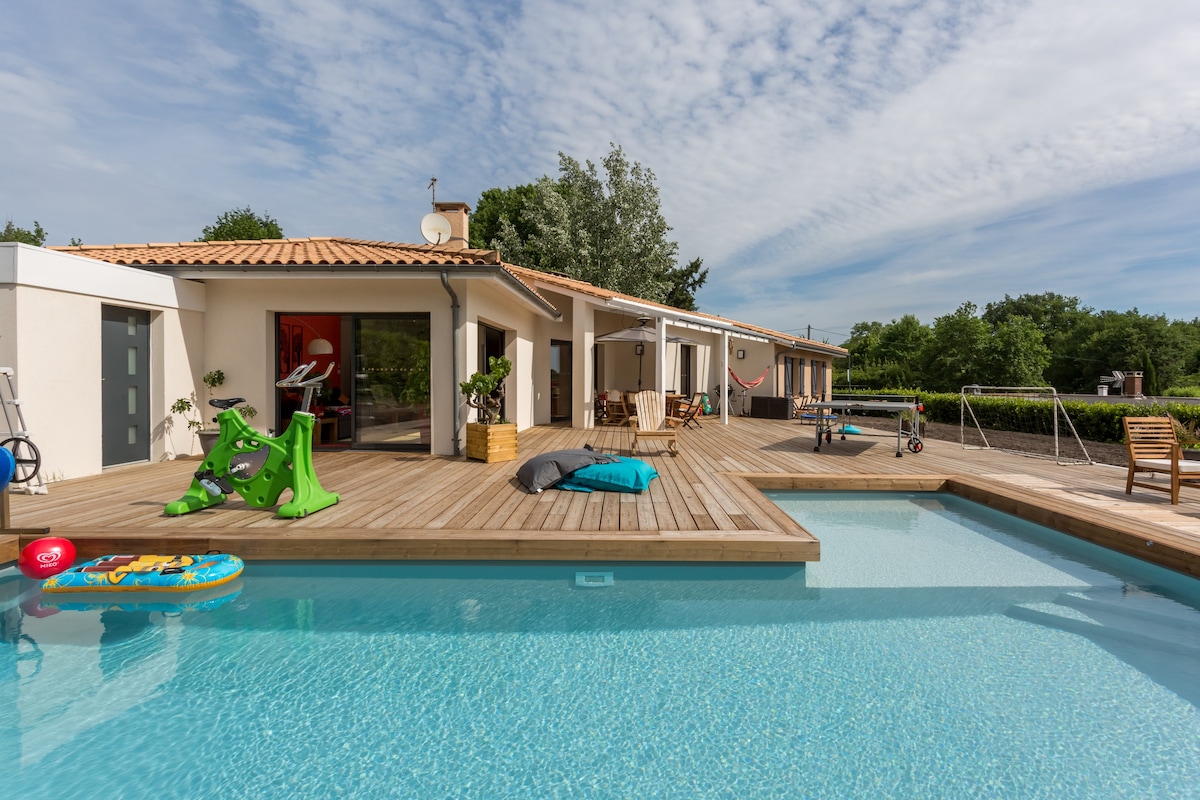 Maison 160 m2 avec piscine à 10 min de Bordeaux