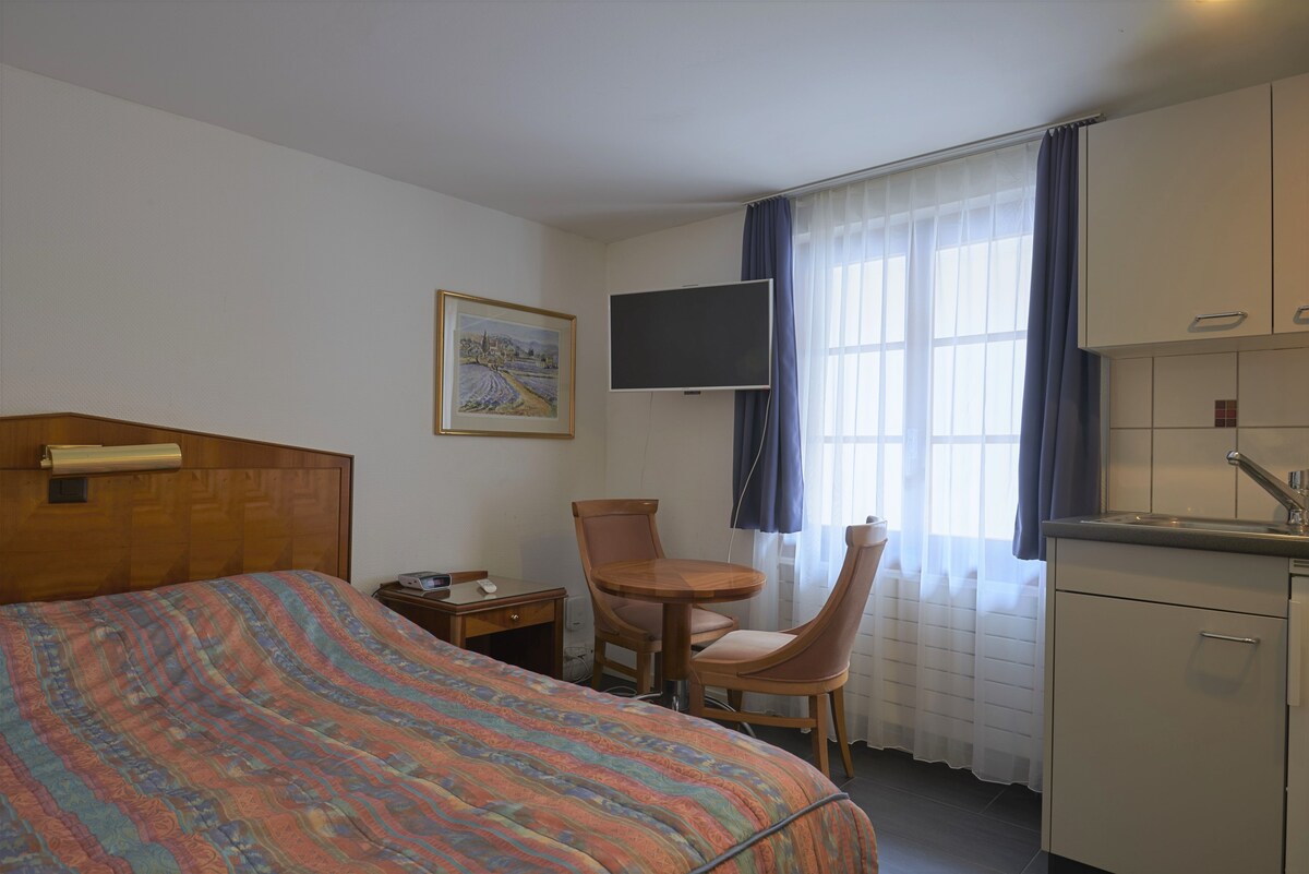 3.3 Simeon - Hine Adon Aparthotel