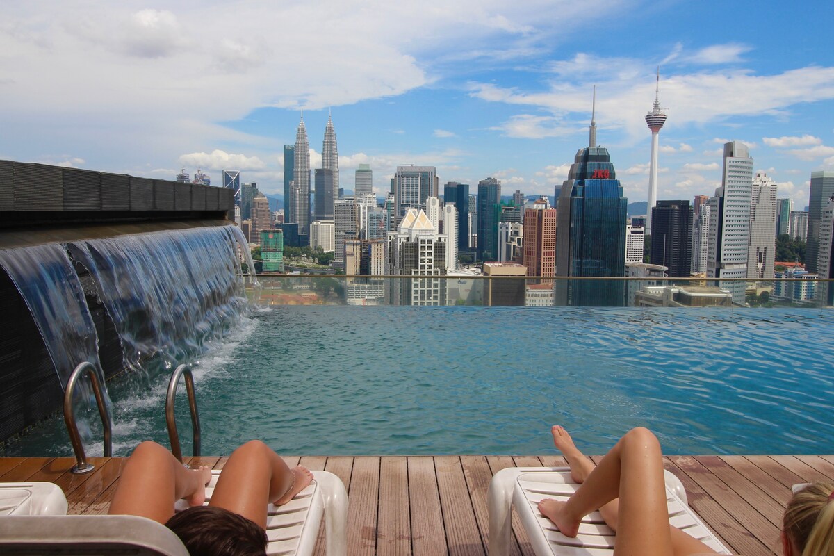 吉隆坡市中心 双子塔景观 豪华公寓大露台 顶楼无边泳池