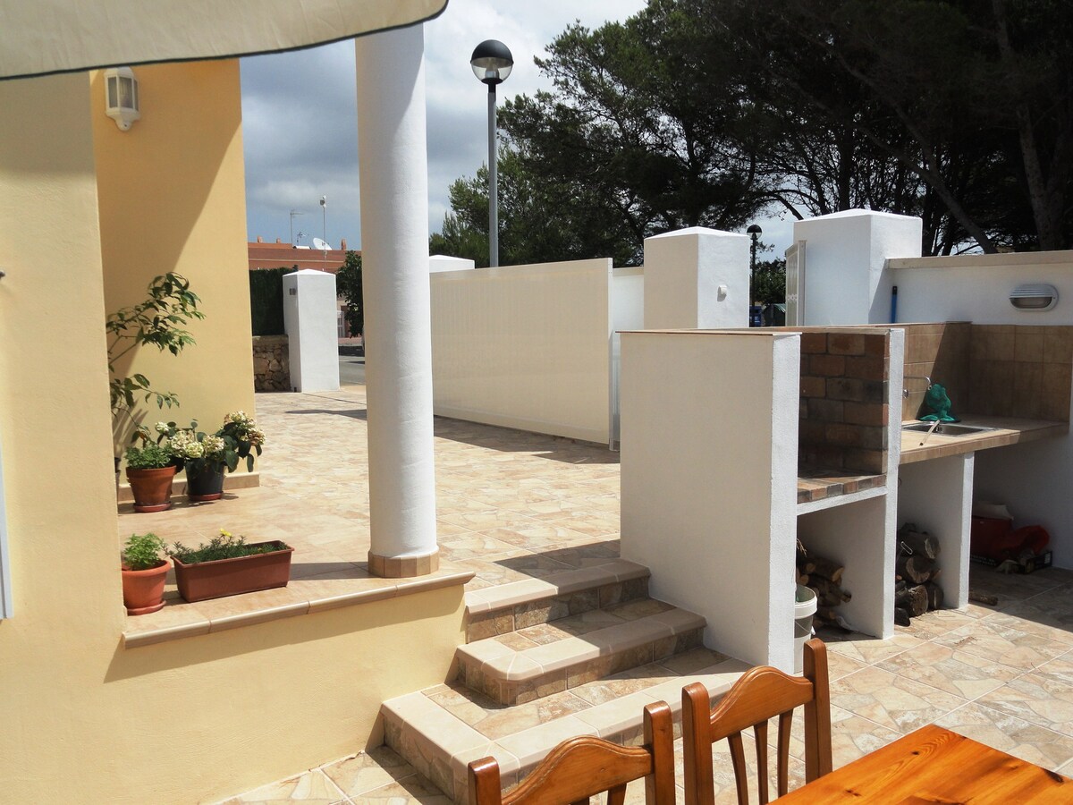3 bdrm new villa, private pool  at 300m the beach