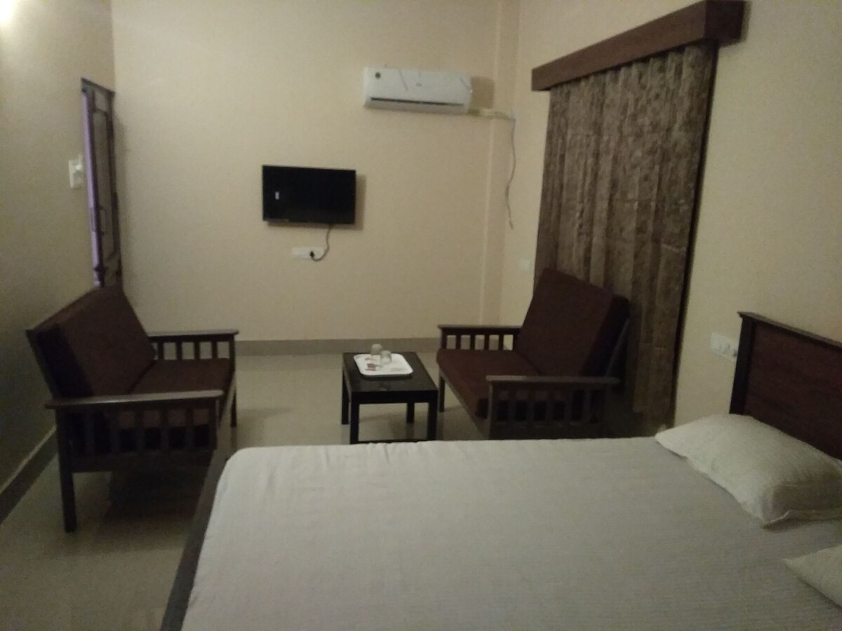 Malhar Resort   panoramic near  Murud beach 7 room