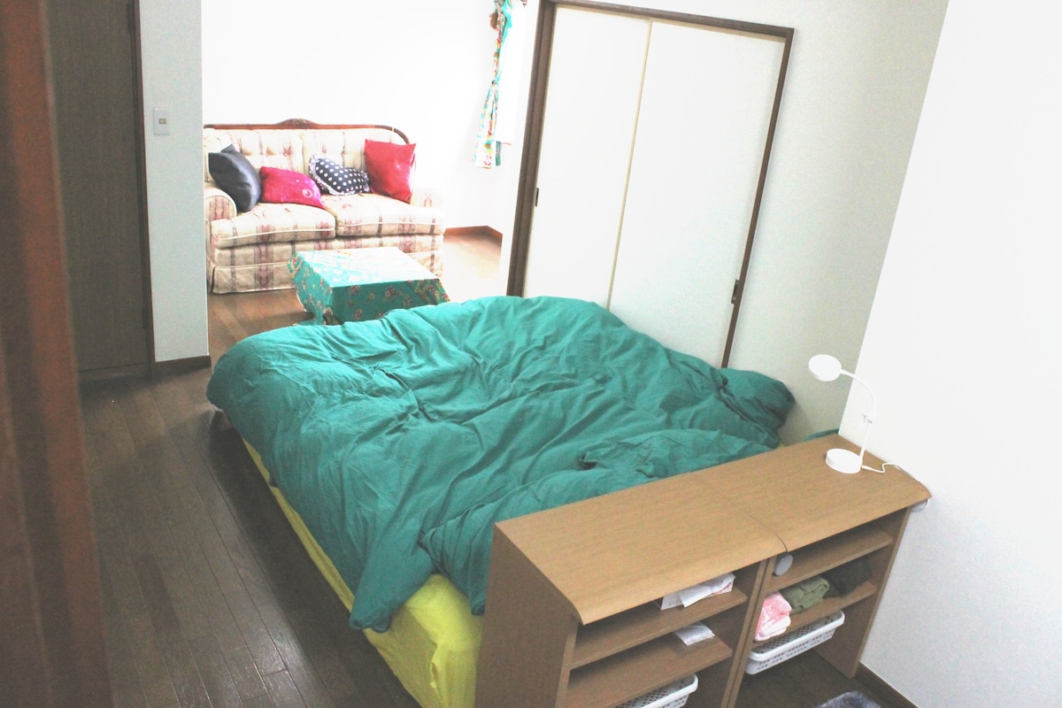 Location Shonan family room (single is welcomed )